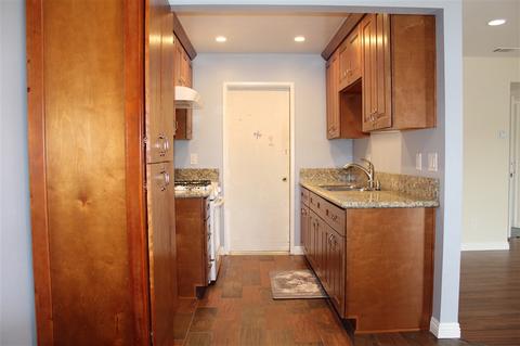 4648 Calle De Retiro, Oceanside, CA 92057 photo 7