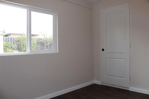 4648 Calle De Retiro, Oceanside, CA 92057 photo 8