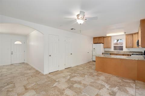 3914 Celeste Dr, Oceanside, CA 92056 photo 7