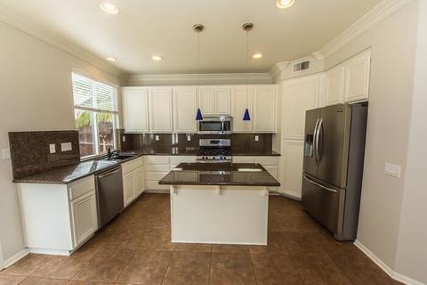 7336 Spinnaker St, Carlsbad, CA 92011 photo 4