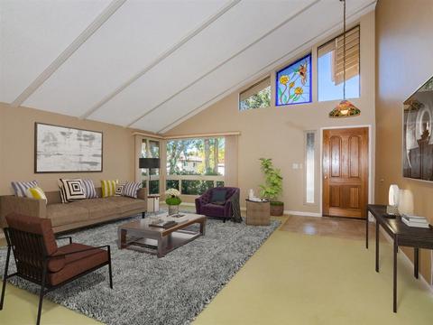 2733 Unicornio St, Carlsbad, CA 92009 photo 1