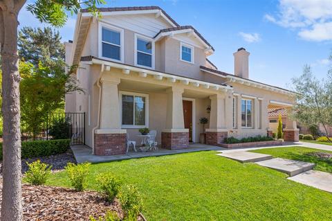 770 Inverlochy Dr, Fallbrook, CA 92028 photo 1