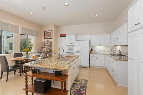 770 Inverlochy Dr, Fallbrook, CA 92028 photo 7