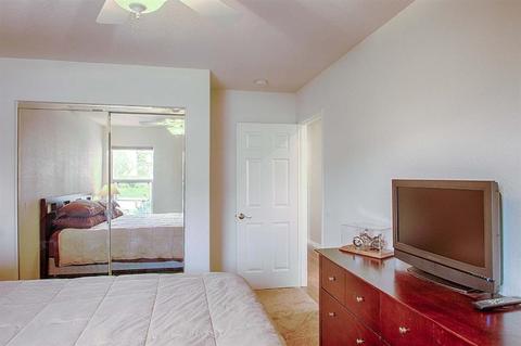 357 Shadow Tree Dr, Oceanside, CA 92058 photo 16