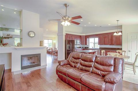357 Shadow Tree Dr, Oceanside, CA 92058 photo 10