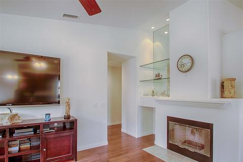 357 Shadow Tree Dr, Oceanside, CA 92058 photo 11