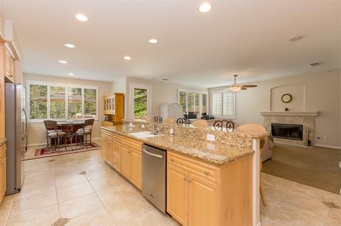 941 Bellagio Rd, Escondido, CA 92027 photo 14