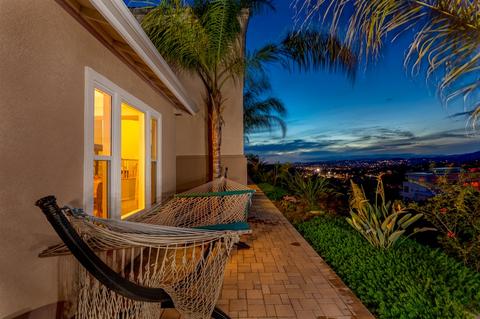 941 Bellagio Rd, Escondido, CA 92027 photo 8