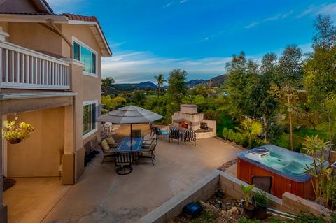 941 Bellagio Rd, Escondido, CA 92027 photo 4