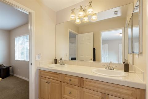 941 Bellagio Rd, Escondido, CA 92027 photo 23