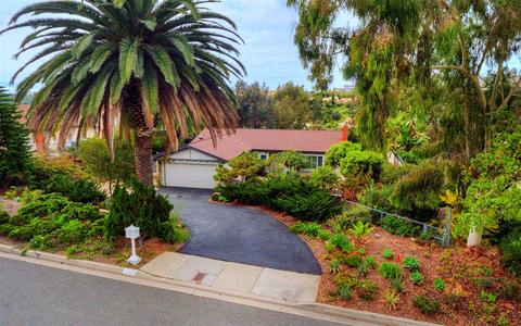 2225 Valley Rd, Oceanside, CA 92056 photo 2