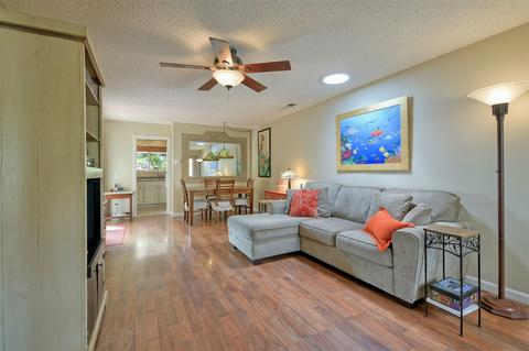 1405 Temple Heights Dr, Oceanside, CA 92056 photo 4
