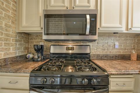 1405 Temple Heights Dr, Oceanside, CA 92056 photo 8