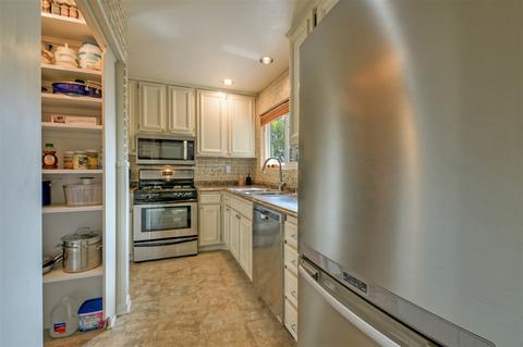 1405 Temple Heights Dr, Oceanside, CA 92056 photo 7