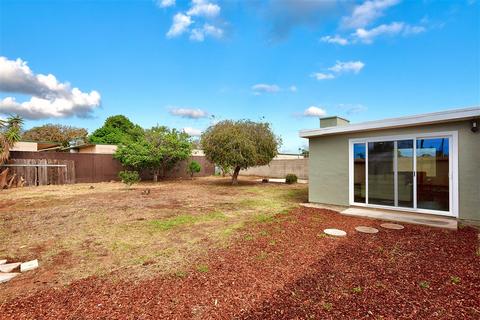 1014 Holly Ave, Imperial Beach, CA 91932 photo 22
