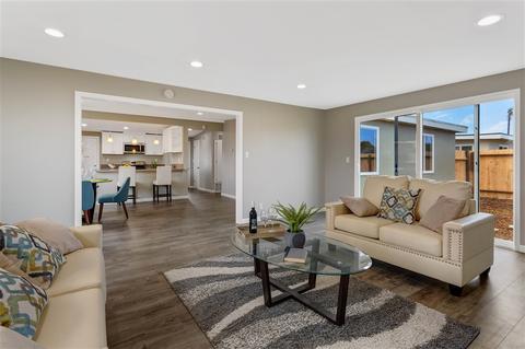 1014 Holly Ave, Imperial Beach, CA 91932 photo 2