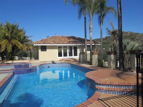 3309 Via Loma, Fallbrook, CA 92028 photo 2