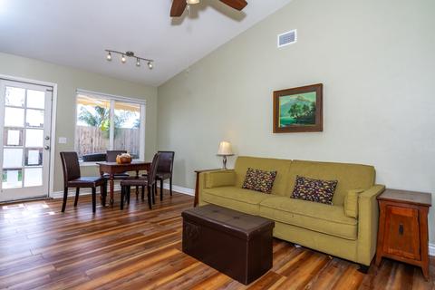 4641 Cedar Ridge Pl, Oceanside, CA 92056 photo 2