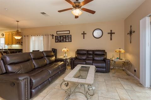 9007 Farrington Dr, Santee, CA 92071 photo 3