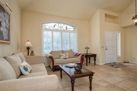 421 Via Cruz, Oceanside, CA 92057 photo 4