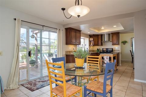 421 Via Cruz, Oceanside, CA 92057 photo 12