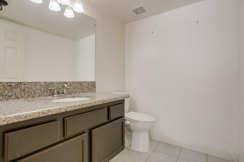 2134 Sorrento Dr, Oceanside, CA 92056 photo 14