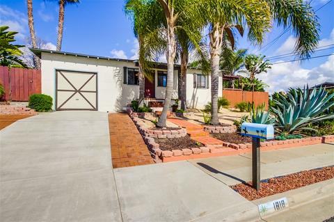 1818 Andy Ln, Oceanside, CA 92054 photo 2