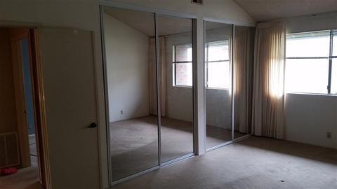 8255 Caminito Modena, La Jolla, CA 92037 photo 3