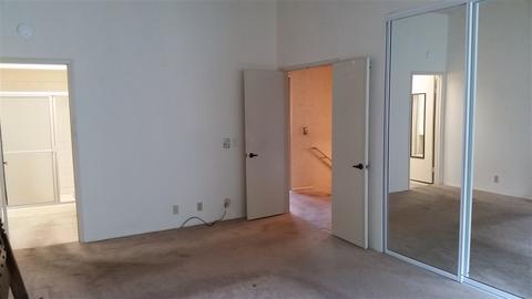 8255 Caminito Modena, La Jolla, CA 92037 photo 4