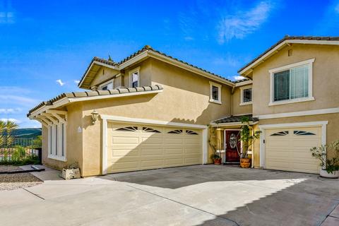 2299 Crystal Clear Dr, Spring Valley, CA 91978 photo 2