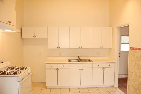 1437 Shoshone St, Oceanside, CA 92058 photo 5