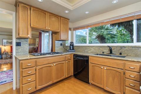602 Gardenia Gln, Escondido, CA 92025 photo 11