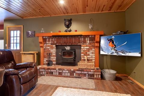 448 Thrush Dr, Big Bear Lake, CA 92315 photo 4
