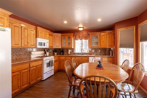 448 Thrush Dr, Big Bear Lake, CA 92315 photo 10