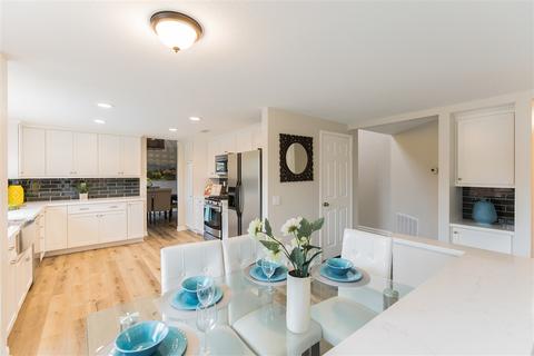 1619 Jerrilynn Pl, Encinitas, CA 92024 photo 9
