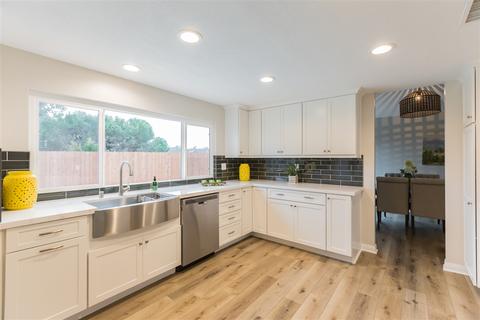 1619 Jerrilynn Pl, Encinitas, CA 92024 photo 2