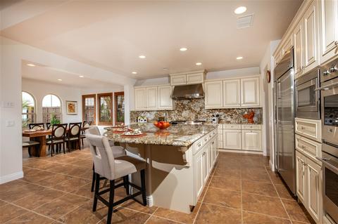 6933 Corte Langosta, Carlsbad, CA 92009 photo 10