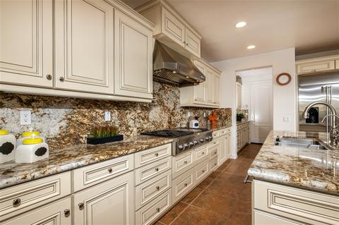 6933 Corte Langosta, Carlsbad, CA 92009 photo 9