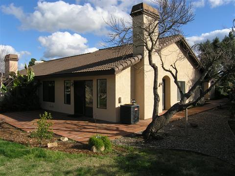 4332 Los Padres Dr, Fallbrook, CA 92028 photo 2