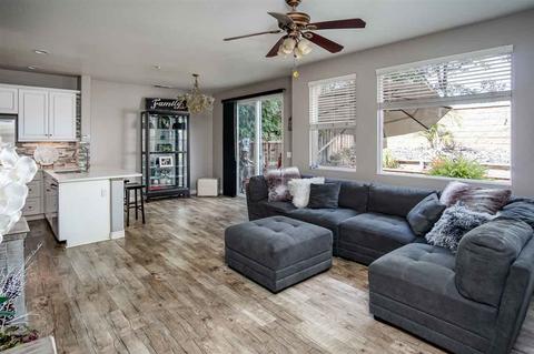 3677 Jetty Pt, Carlsbad, CA 92010 photo 5