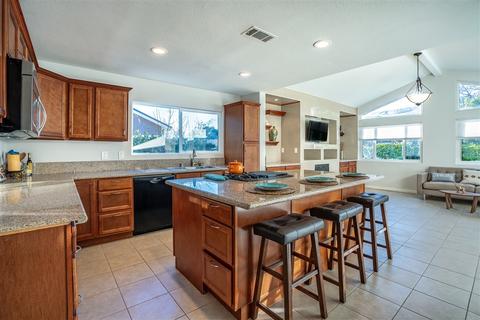 15138 Amso St, Poway, CA 92064 photo 4