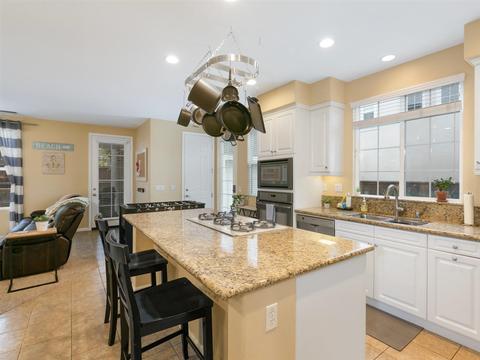 633 Sandside Ct, Carlsbad, CA 92011 photo 9