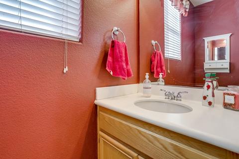 9377 Tiffany Park Pl, El Cajon, CA 92021 photo 12