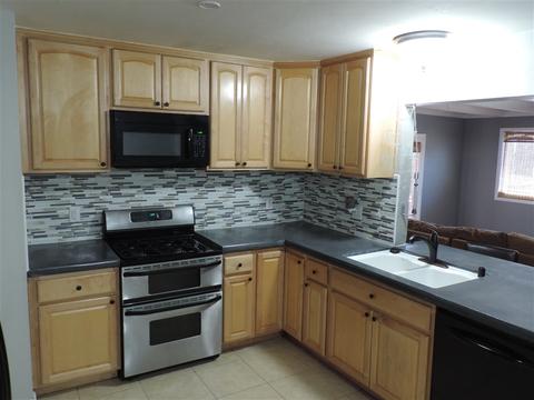 179 Warner St, Oceanside, CA 92058 photo 2