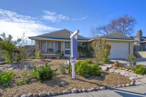 10023 Three Oaks Way, Santee, CA 92071 photo 2
