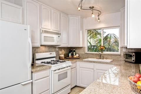 10023 Three Oaks Way, Santee, CA 92071 photo 8