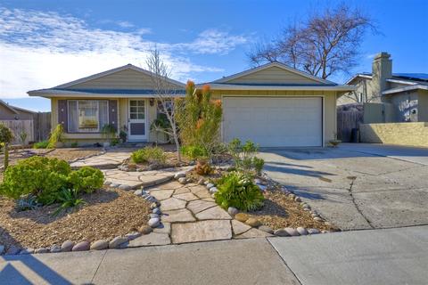 10023 Three Oaks Way, Santee, CA 92071 photo 1