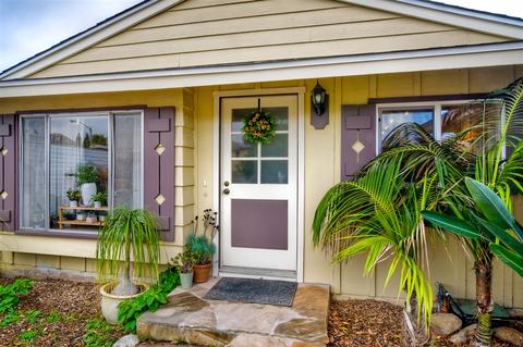 10023 Three Oaks Way, Santee, CA 92071 photo 3