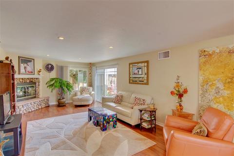 8421 Amino Dr, Santee, CA 92071 photo 2