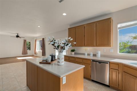 780 Aldea Dr, Oceanside, CA 92057 photo 10